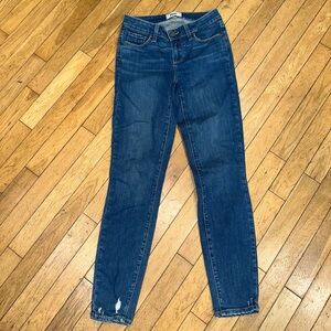Woman’s Paige verdugo ankle jeans denim